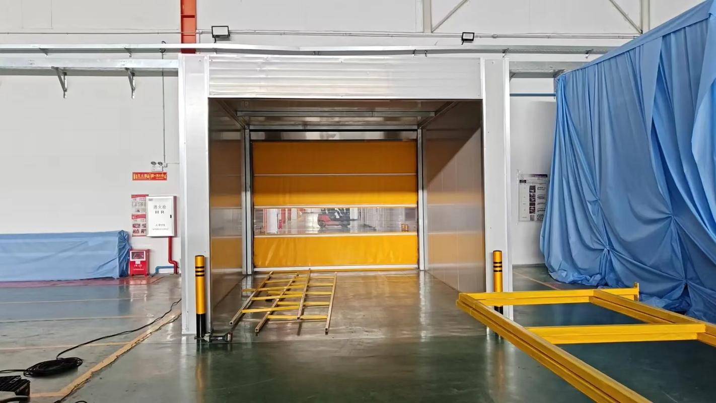 快速門更換電機(jī)電箱,拆裝兩套快速門順利完成驗(yàn)收#卷簾門